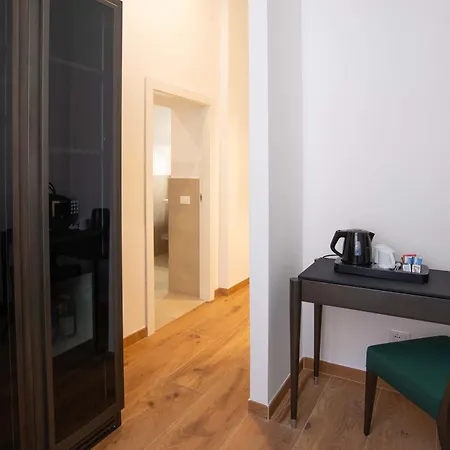 Essence Collection Hotel