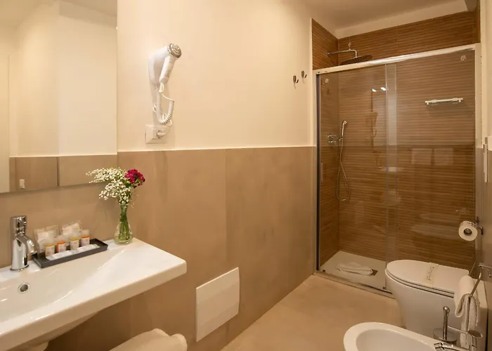 Essence Collection Otel *