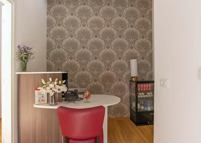 Essence Collection Otel Roma
